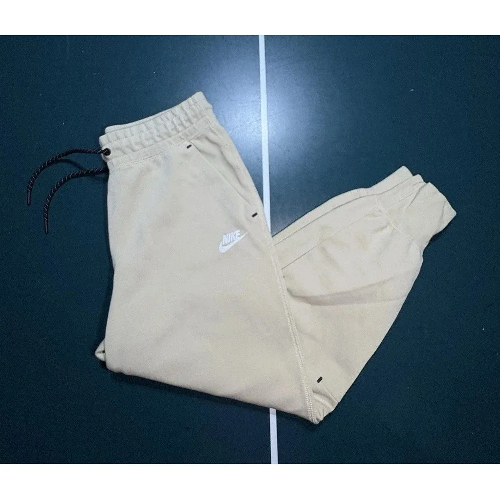 Nike waist 28